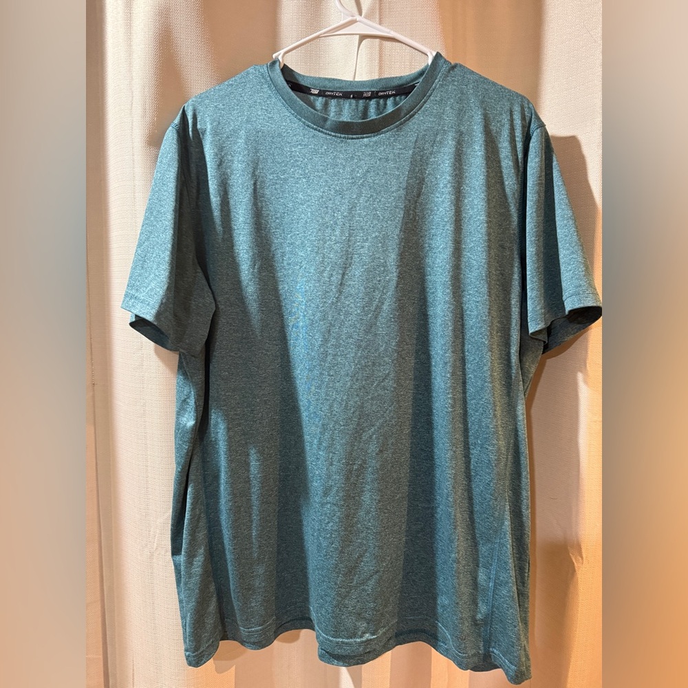 DryTEK short sleeve athletic top men’s size XL
